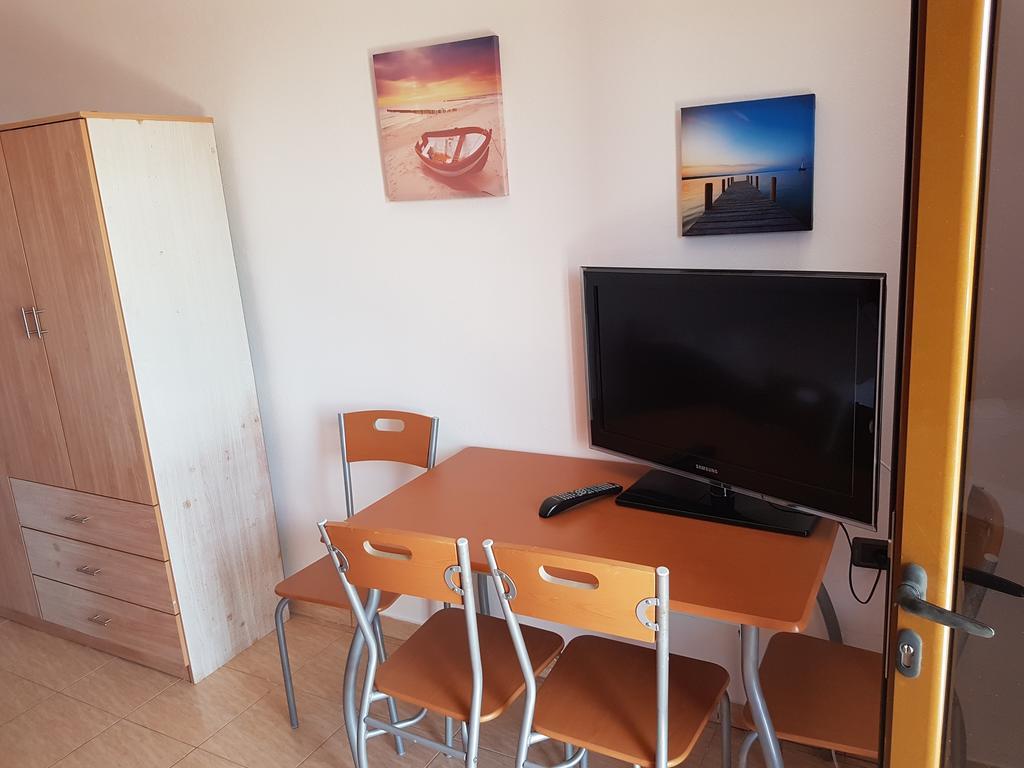 Vila Melpo Apartments Ilias Екстер'єр фото